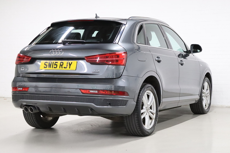 Audi Q3 TDI S line - U2386