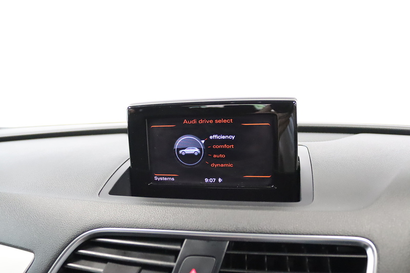 Audi Q3 TDI S line - U2386