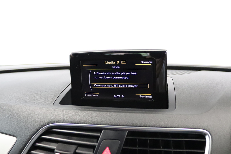 Audi Q3 TDI S line - U2386