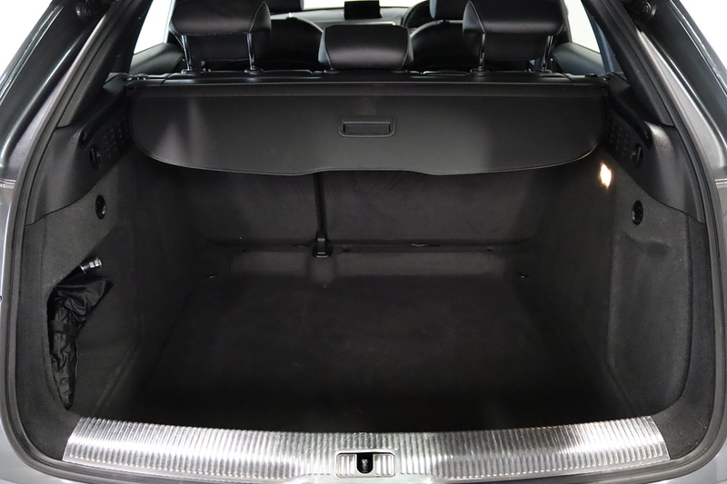 Audi Q3 TDI S line - U2386