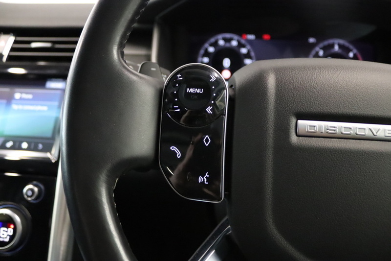 Land Rover Discovery SD4 HSE Luxury - U2397