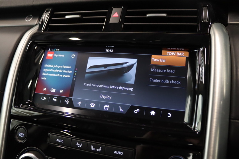 Land Rover Discovery SD4 HSE Luxury - U2397