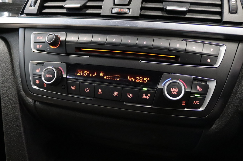 BMW 3 Series 320d M Sport - U2410