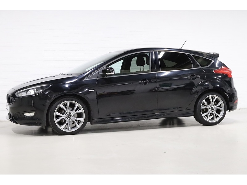 Ford 1.0T EcoBoost ST-Line Hatchback 5dr Petrol Manual Euro 6 (s/s) (140 ps)