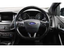 Ford Focus T EcoBoost ST-Line 
