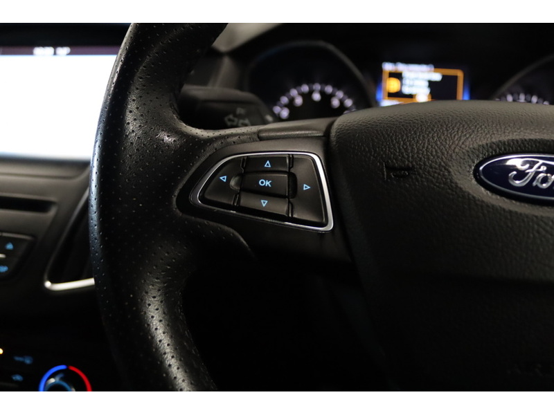 Ford 1.0T EcoBoost ST-Line Hatchback 5dr Petrol Manual Euro 6 (s/s) (140 ps)