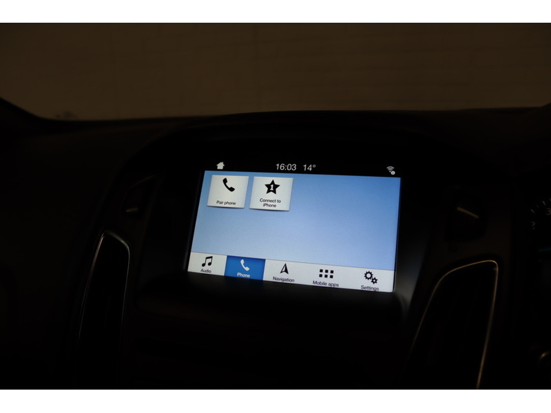 Ford 1.0T EcoBoost ST-Line Hatchback 5dr Petrol Manual Euro 6 (s/s) (140 ps)