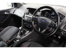 Ford Focus T EcoBoost ST-Line 