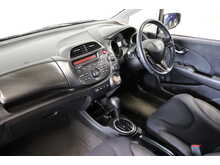 Honda Jazz i-VTEC ES Plus 