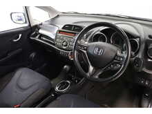 Honda Jazz i-VTEC ES Plus 