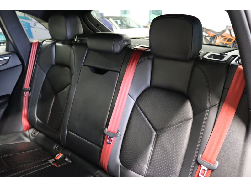 Porsche 3.0 TD V6 S SUV 5dr Diesel PDK 4WD Euro 6 (s/s) (258 ps)