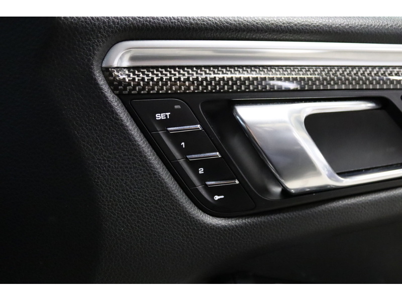 Porsche 3.0 TD V6 S SUV 5dr Diesel PDK 4WD Euro 6 (s/s) (258 ps)