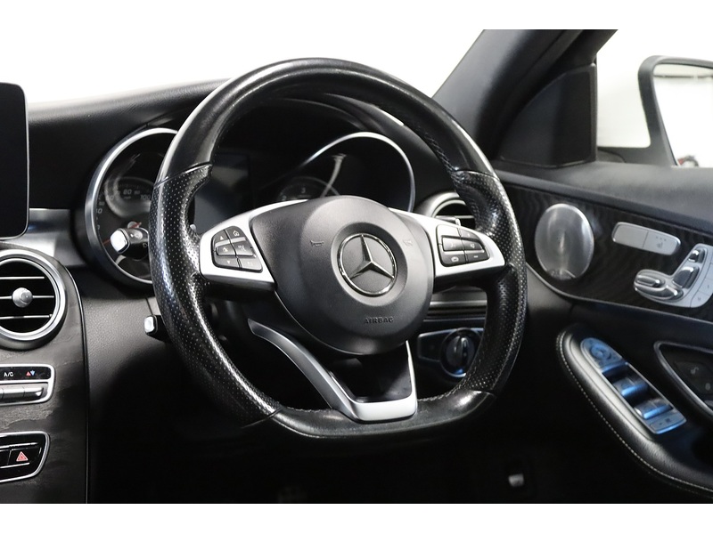 Mercedes-Benz 2.1 C250d AMG Line (Premium Plus) Saloon 4dr Diesel 7G-Tronic+ Euro 6 (s/s) (204 ps)