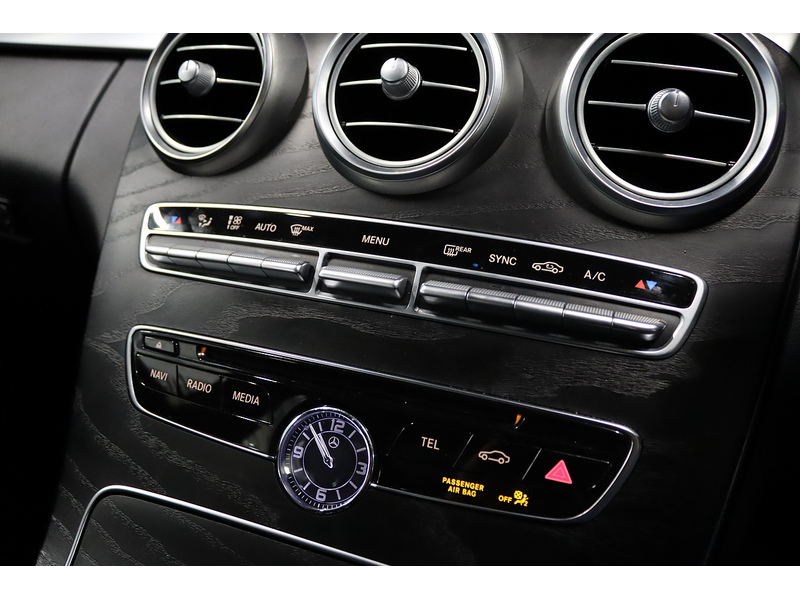 Mercedes-Benz 2.1 C250d AMG Line (Premium Plus) Saloon 4dr Diesel 7G-Tronic+ Euro 6 (s/s) (204 ps)