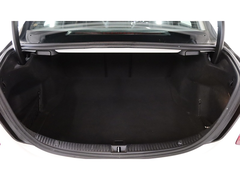 Mercedes-Benz 2.1 C250d AMG Line (Premium Plus) Saloon 4dr Diesel 7G-Tronic+ Euro 6 (s/s) (204 ps)