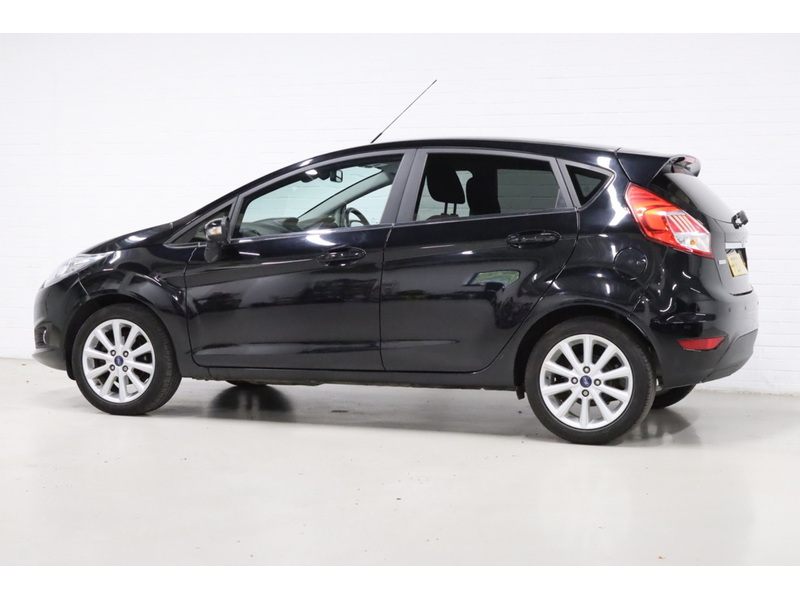 Ford 1.0T EcoBoost Titanium Hatchback 5dr Petrol Manual Euro 6 (s/s) (125 ps)