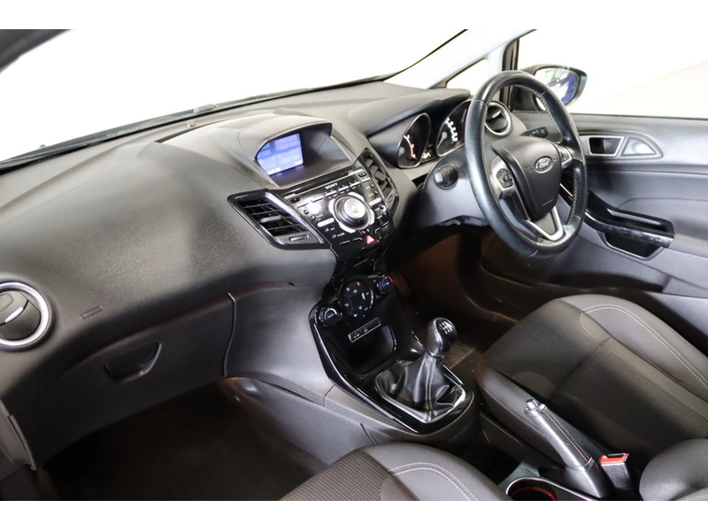 Ford 1.0T EcoBoost Titanium Hatchback 5dr Petrol Manual Euro 6 (s/s) (125 ps)