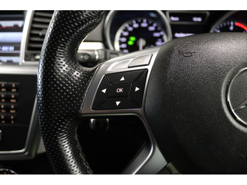 Mercedes-Benz 2.1 ML250 BlueTEC AMG Sport SUV 5dr Diesel G-Tronic 4WD Euro 6 (s/s) (204 ps)