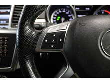 Mercedes-Benz M Class ML250 BlueTEC AMG Sport 