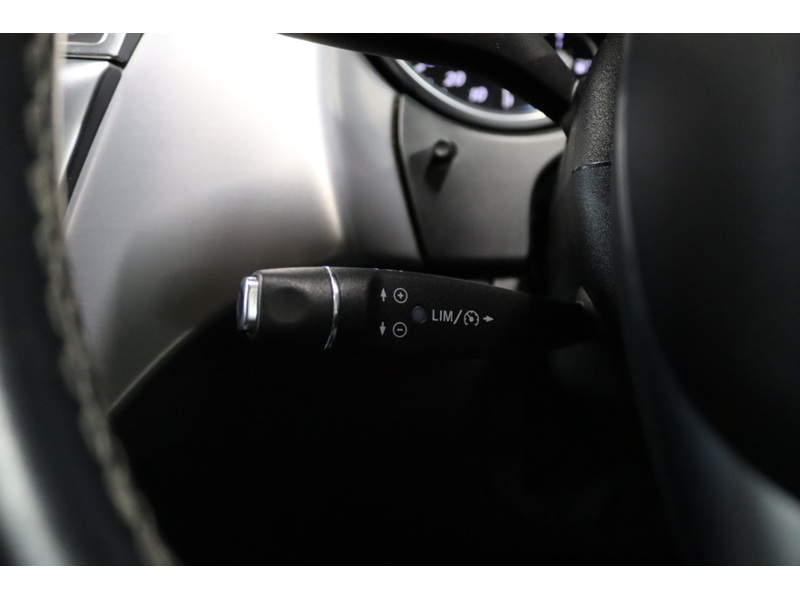 Mercedes-Benz 2.1 ML250 BlueTEC AMG Sport SUV 5dr Diesel G-Tronic 4WD Euro 6 (s/s) (204 ps)