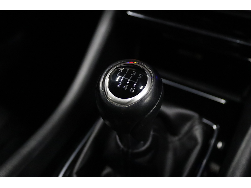 Mazda 2.2 SKYACTIV-D SE-L Nav+ Saloon 4dr Diesel Manual Euro 6 (s/s) (150 ps)