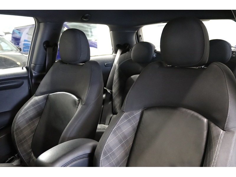 MINI 1.5 Cooper Hatchback 3dr Petrol Manual Euro 6 (s/s) (136 ps)