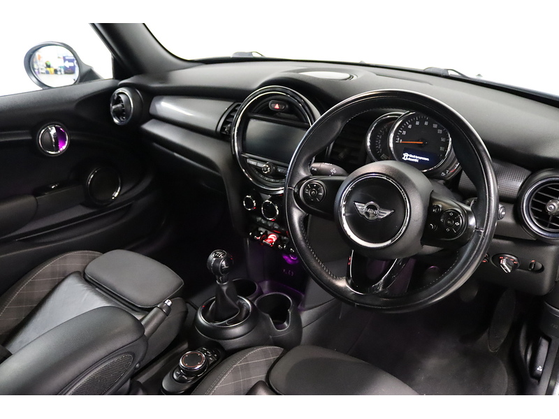 MINI 1.5 Cooper Hatchback 3dr Petrol Manual Euro 6 (s/s) (136 ps)