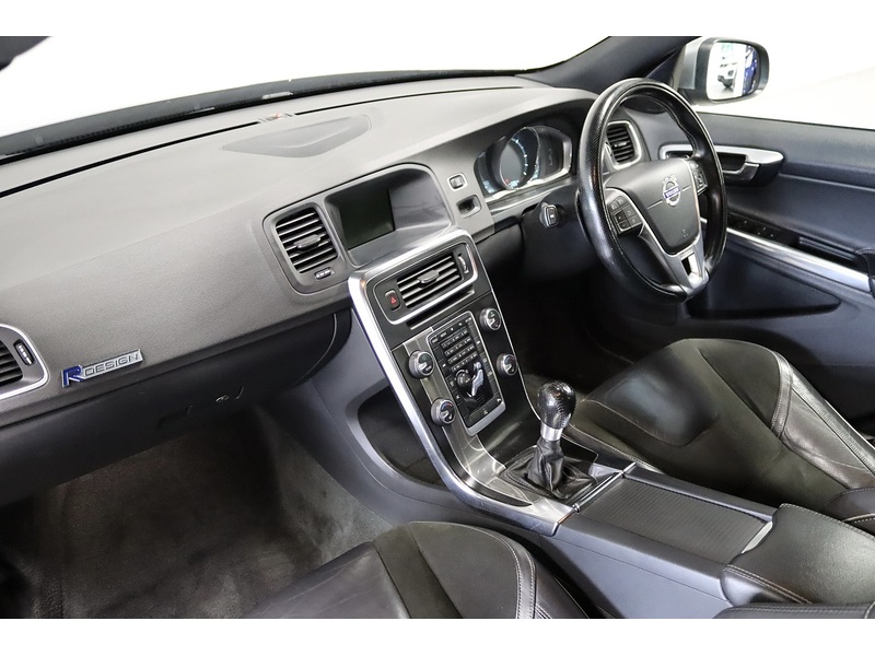Volvo 1.6 D2 R-Design Lux Estate 5dr Diesel Manual Euro 5 (s/s) (115 ps)