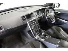 Volvo V60 D2 R-Design Lux 