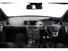 Volvo V60 D2 R-Design Lux 