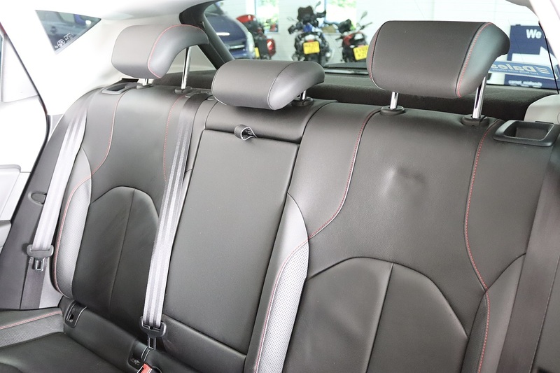 SEAT 1.5 TSI EVO FR Sport Hatchback 5dr Petrol Manual Euro 6 (s/s) (150 ps)