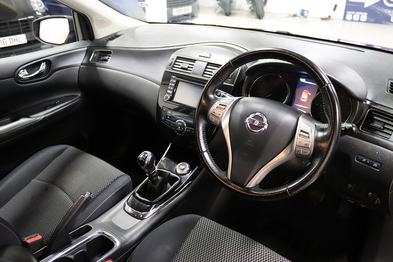 Nissan 1.2 DIG-T n-tec Hatchback 5dr Petrol Manual Euro 5 (s/s) Euro 5 (115 ps)