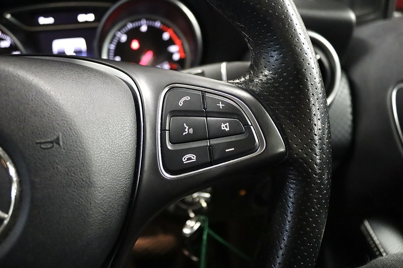 Mercedes-Benz A Class A180d Sport - U2509
