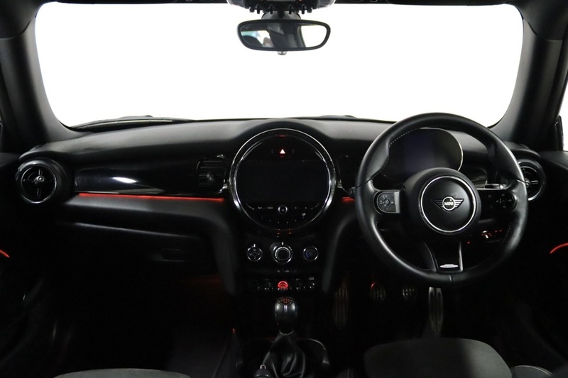 MINI Hatch Cooper Sport - U2510