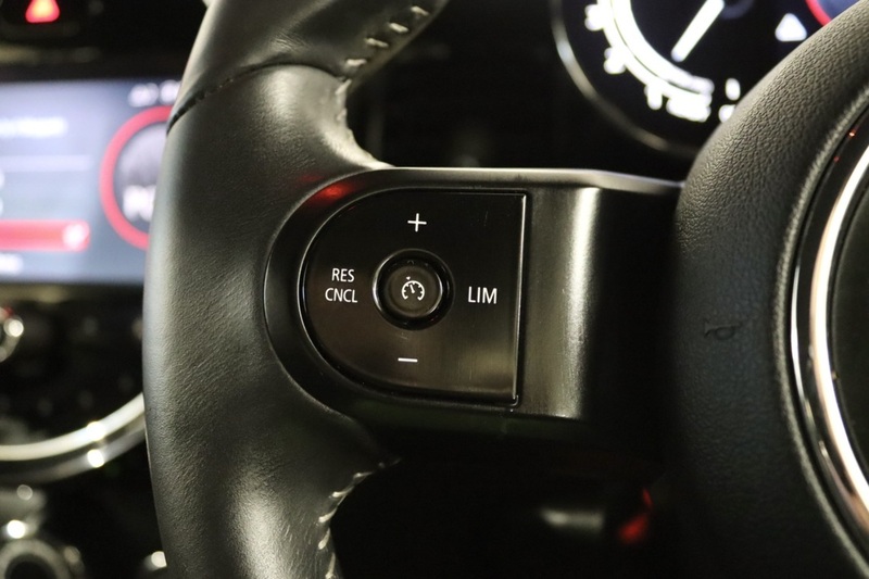 MINI Hatch Cooper Sport - U2510