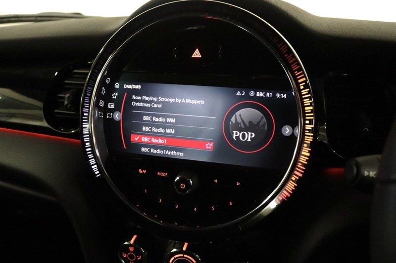 MINI Hatch Cooper Sport - U2510