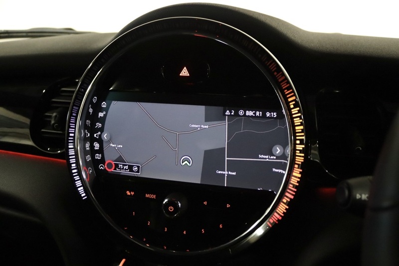 MINI Hatch Cooper Sport - U2510