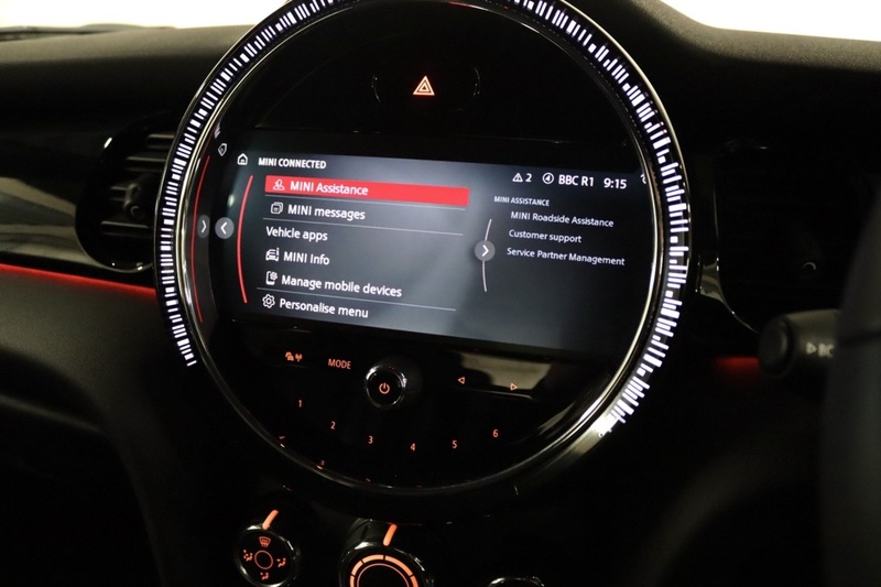 MINI Hatch Cooper Sport - U2510