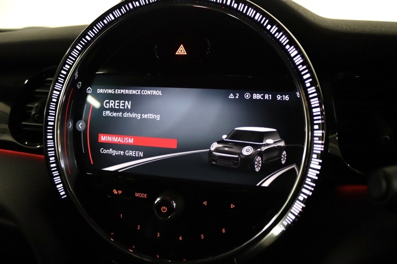 MINI Hatch Cooper Sport - U2510