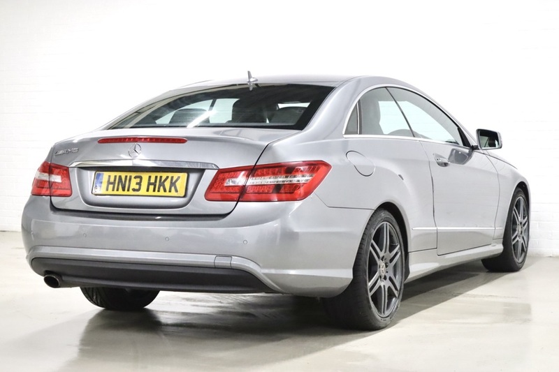 Mercedes-Benz E Class E200 BlueEfficiency Sport - U2511