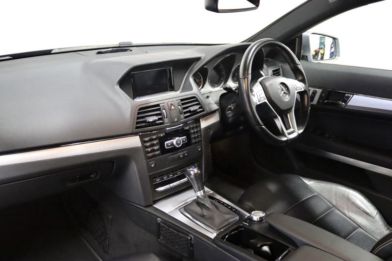 Mercedes-Benz E Class E200 BlueEfficiency Sport - U2511