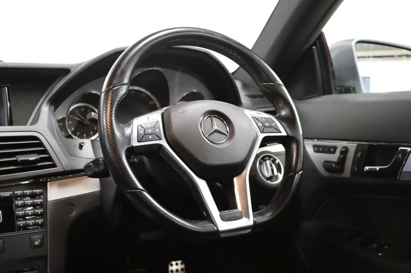 Mercedes-Benz E Class E200 BlueEfficiency Sport - U2511