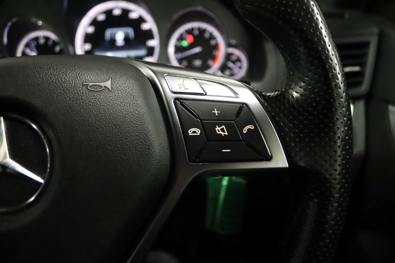 Mercedes-Benz E Class E200 BlueEfficiency Sport - U2511