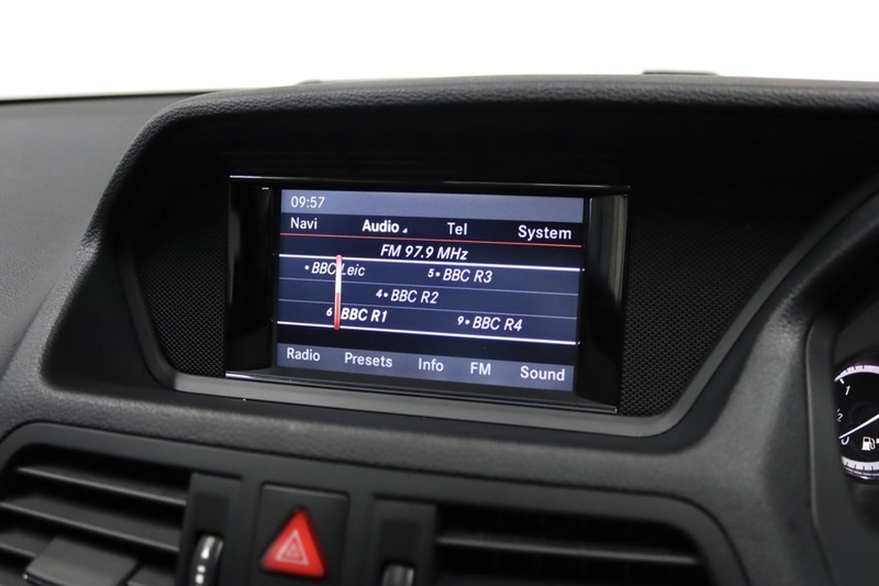 Mercedes-Benz E Class E200 BlueEfficiency Sport - U2511