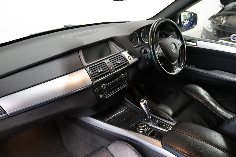 BMW 3.0 30d M Sport SUV 5dr Diesel Steptronic xDrive Euro 5 (245 ps)