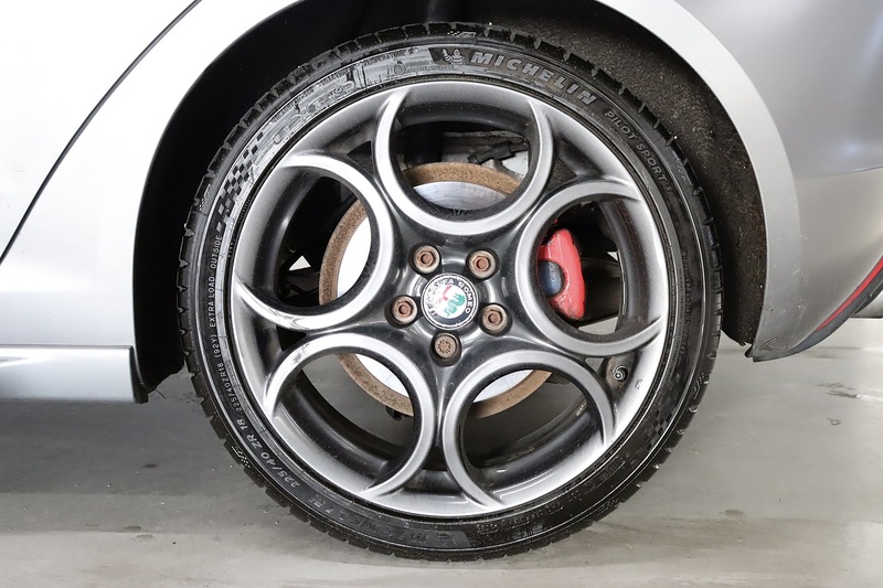 Alfa Romeo 1750 TBi Veloce Hatchback 5dr Petrol TCT Euro 6 (240 bhp)