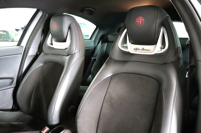 Alfa Romeo 1750 TBi Veloce Hatchback 5dr Petrol TCT Euro 6 (240 bhp)