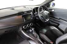 Alfa Romeo Giulietta TBi Veloce 