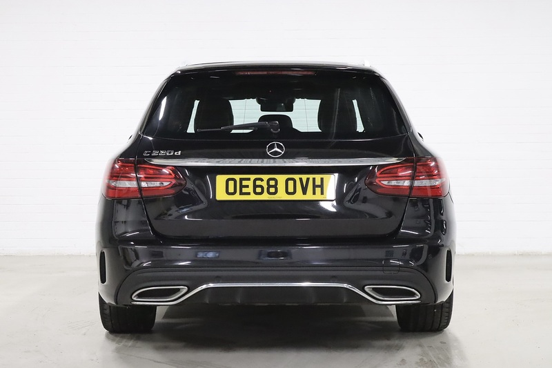 Mercedes-Benz C Class C220d AMG Line - U2534