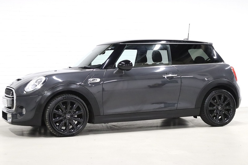 MINI Hatch Cooper S - U2542
